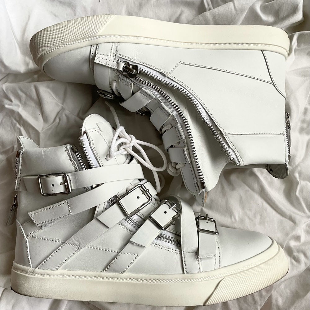 Giuseppe Zanotti RU4072 Hightop Sneaker White 41.5